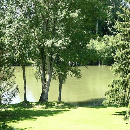 Вилла Le Val D'Ande Экстерьер фото